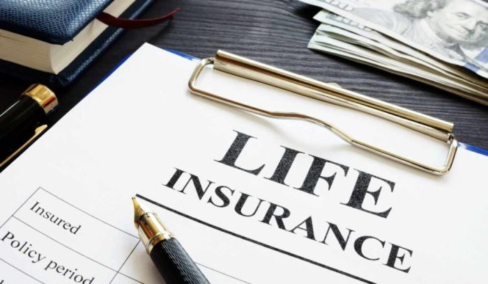 Are life insurance premiums tax deductible